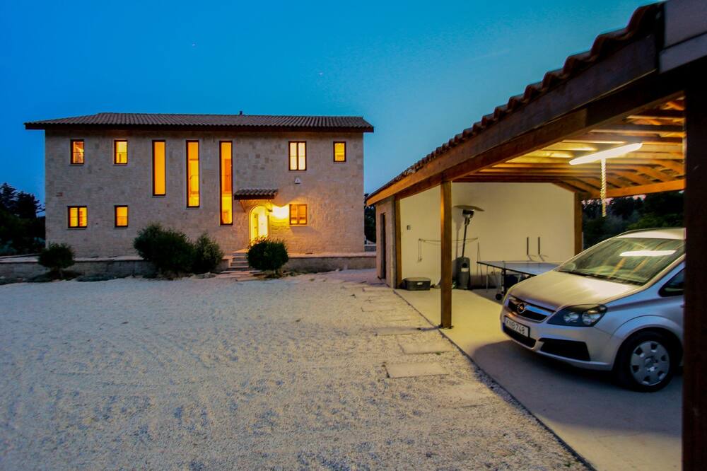 Photo of Outdoor in Mandria