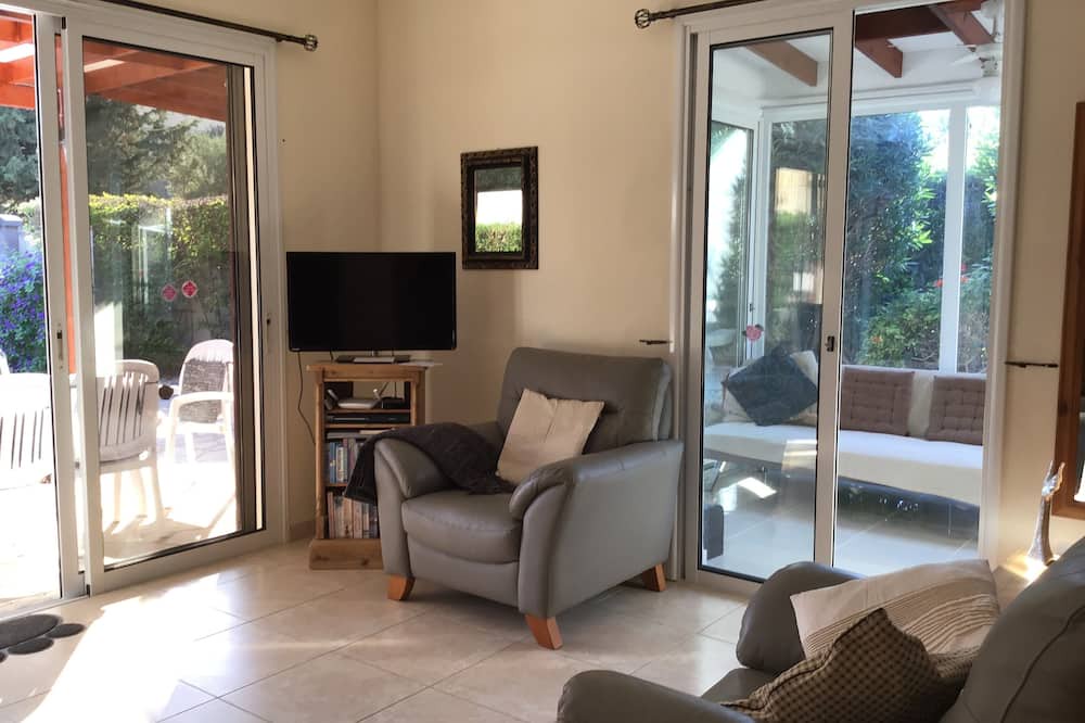 Photo of Livingroom in Pissouri
