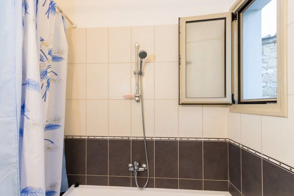 Photo of Bathroom in Amargeti