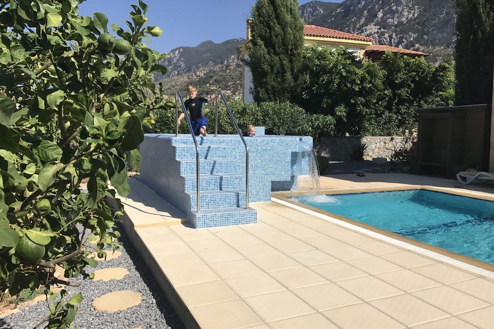 Photo of Outdoor in Karsiyaka