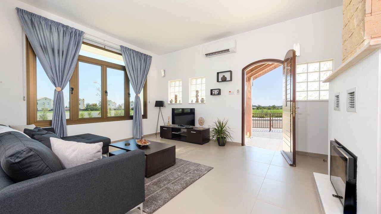 Photo of Livingroom in Ayia Thekla