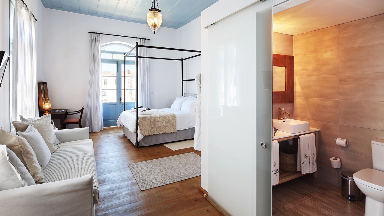 Photo of Bedroom in Polis