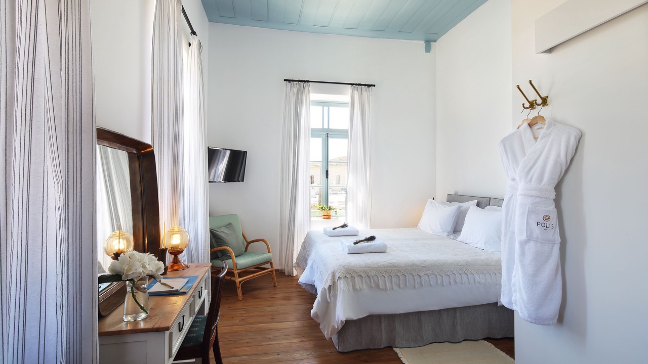 Photo of Bedroom in Polis