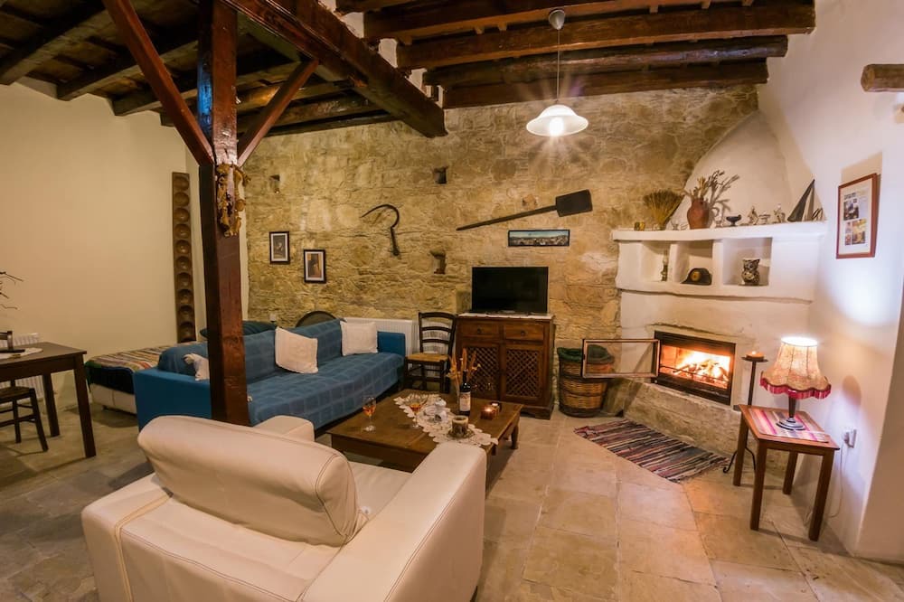 Photo of Livingroom in Vouni