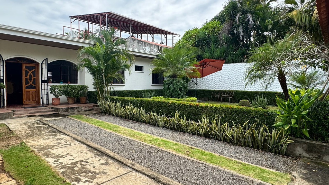 Photo of Outdoor in Leon