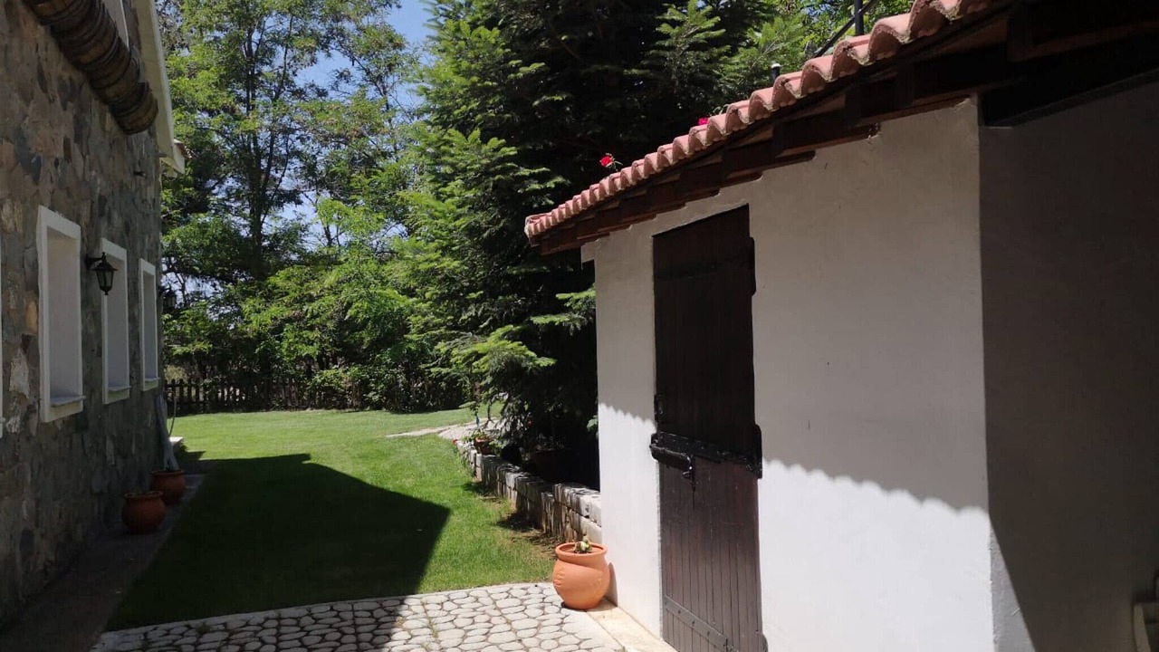 Photo of Others in Platres