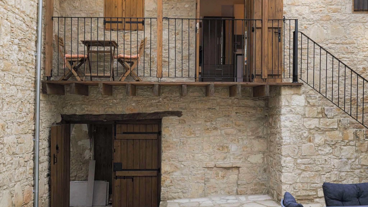 Photo of Patio Balcony in Lofou