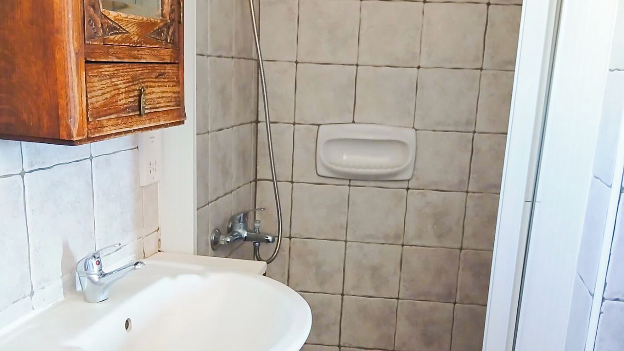 Photo of Bathroom in Skarinou