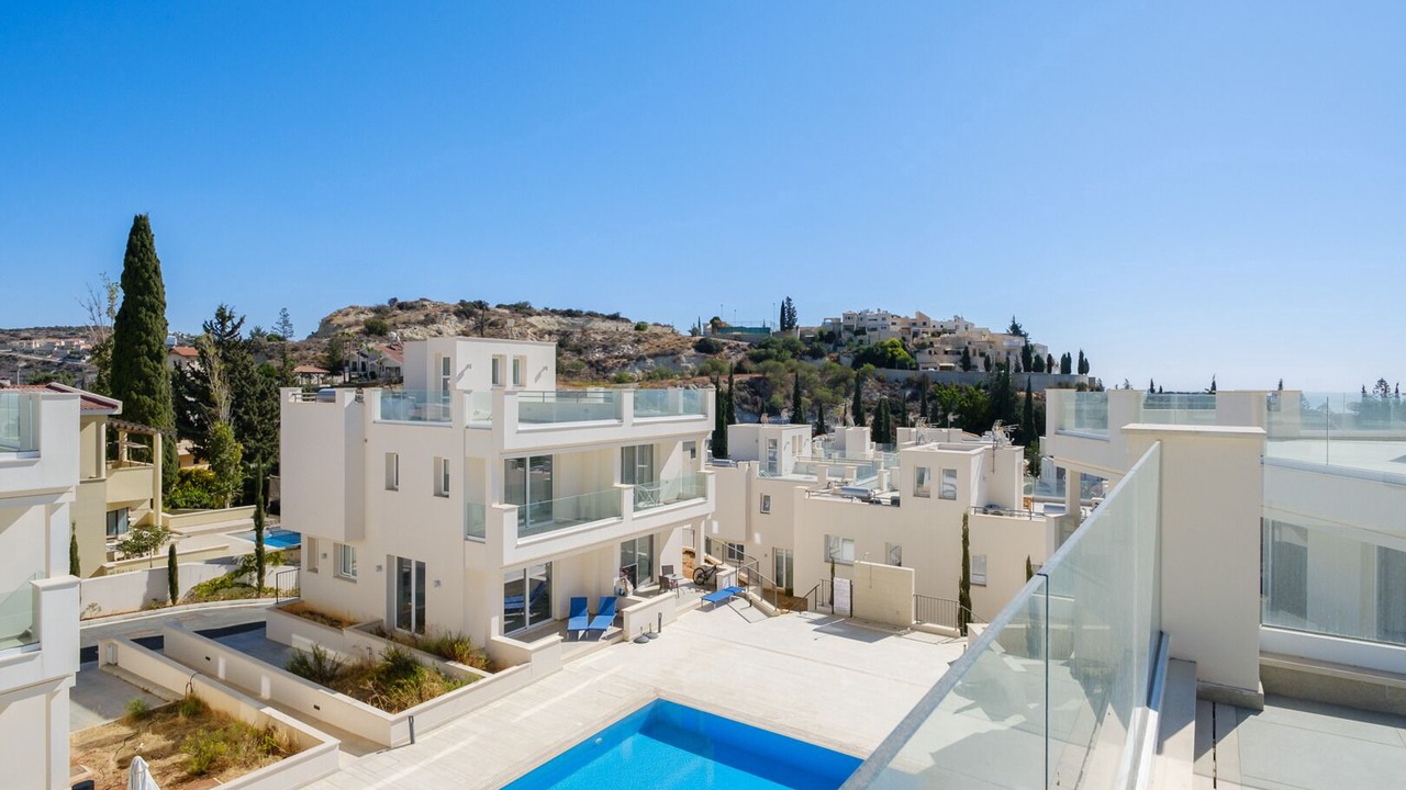 Photo of Outdoor in Agios Tychon
