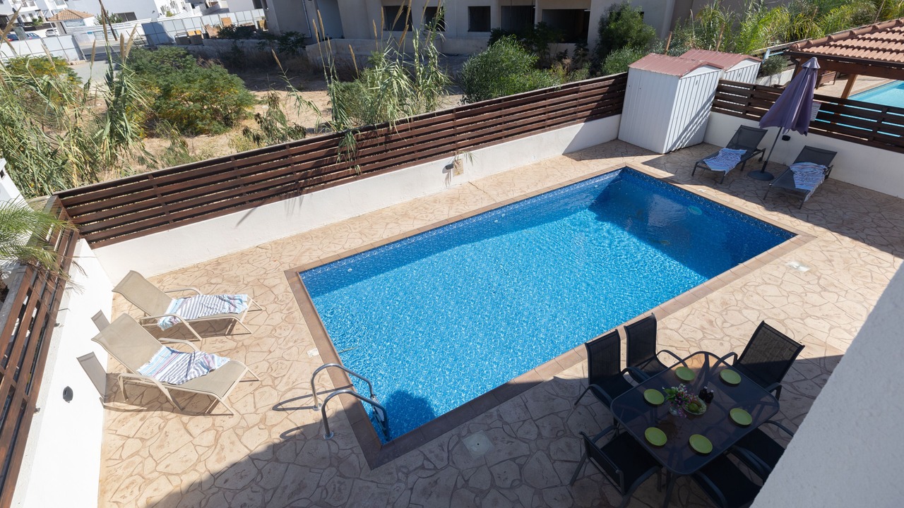 Photo of Outdoor in Pernera