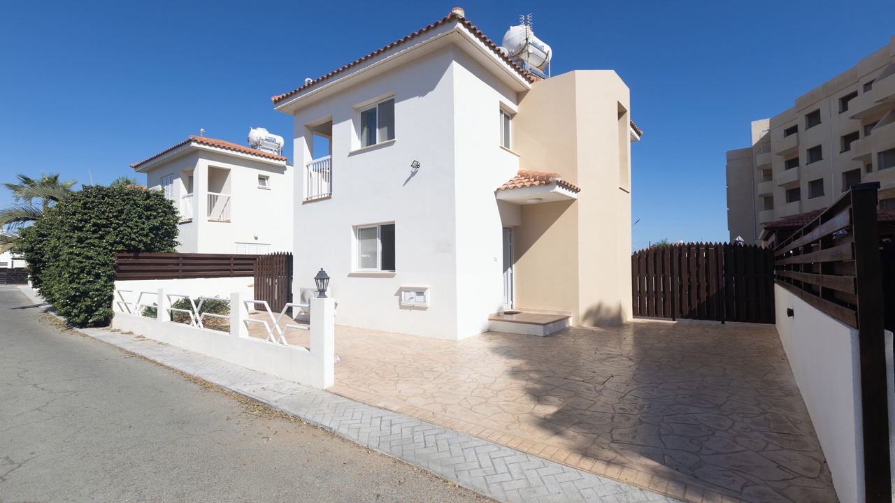 Photo of Outdoor in Pernera