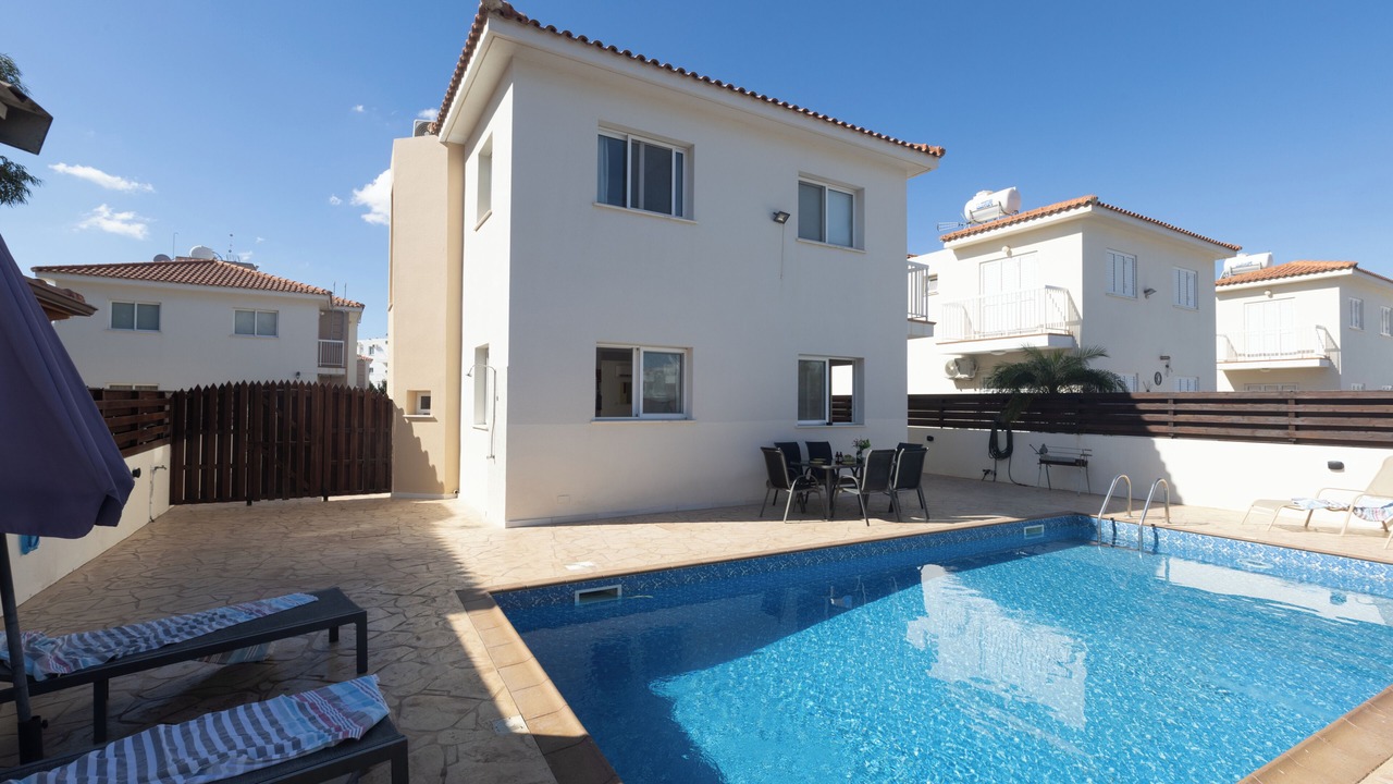 Photo of Outdoor in Pernera