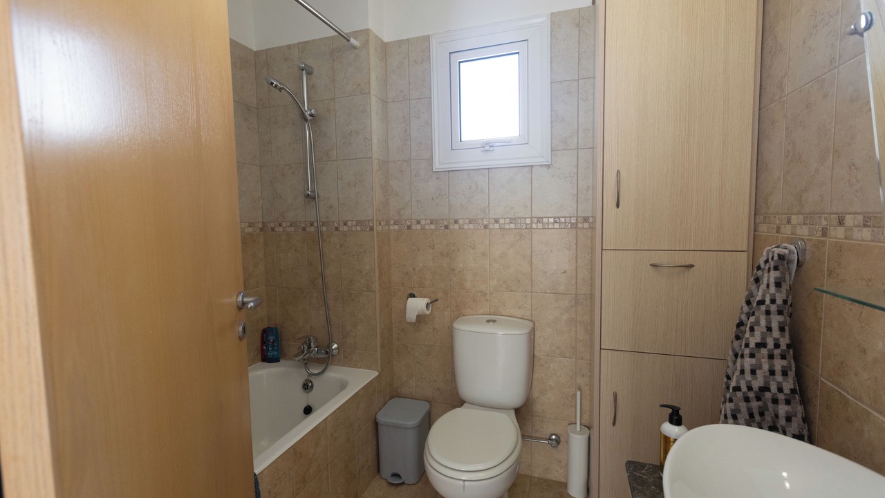 Photo of Bathroom in Pernera