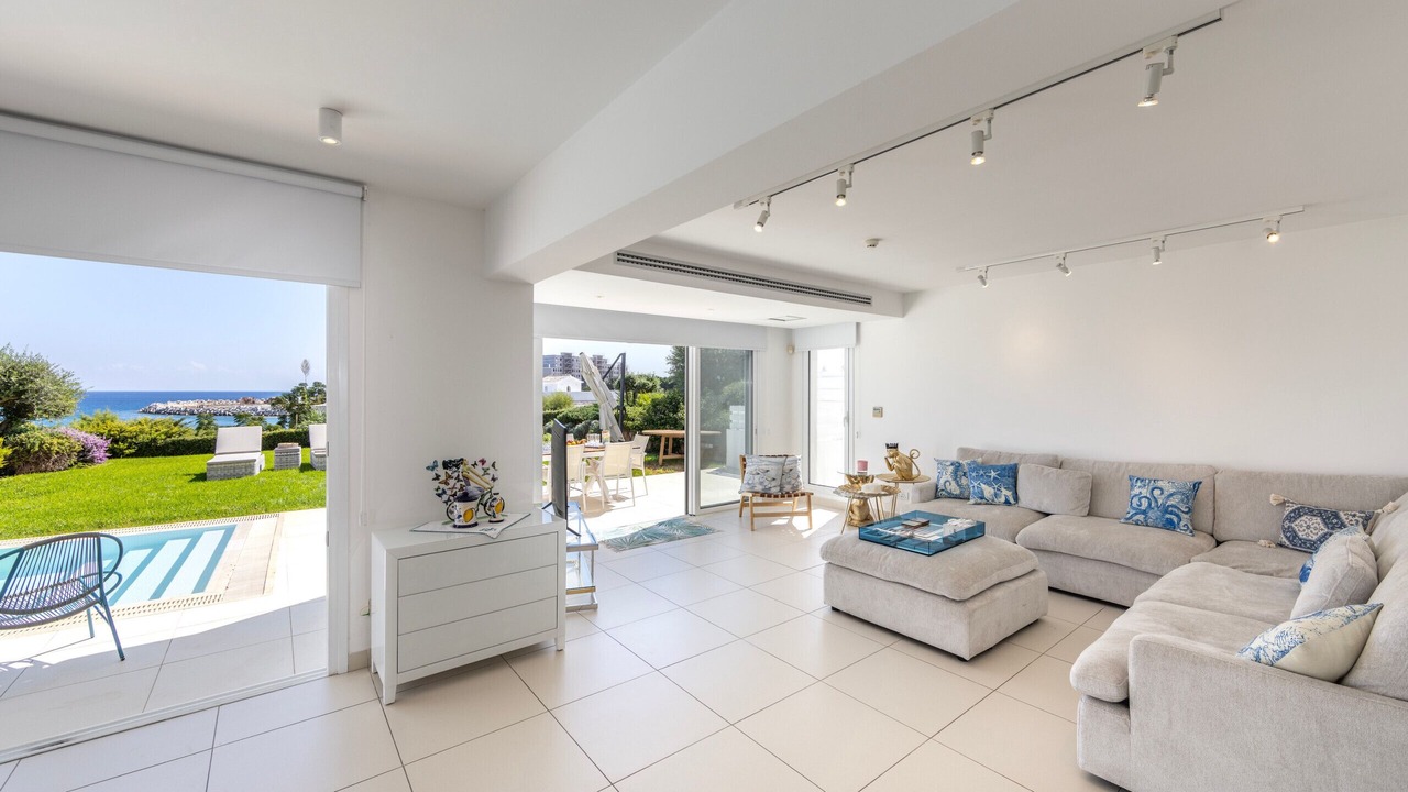 Photo of Livingroom in Pernera