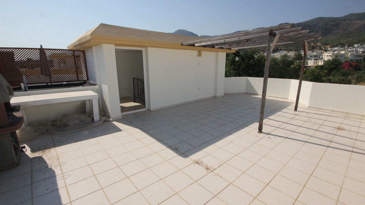 Photo of Patio Balcony in Karavas