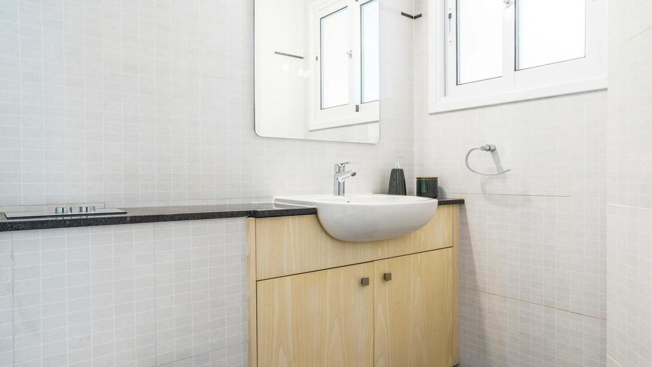 Photo of Bathroom in Ypsonas
