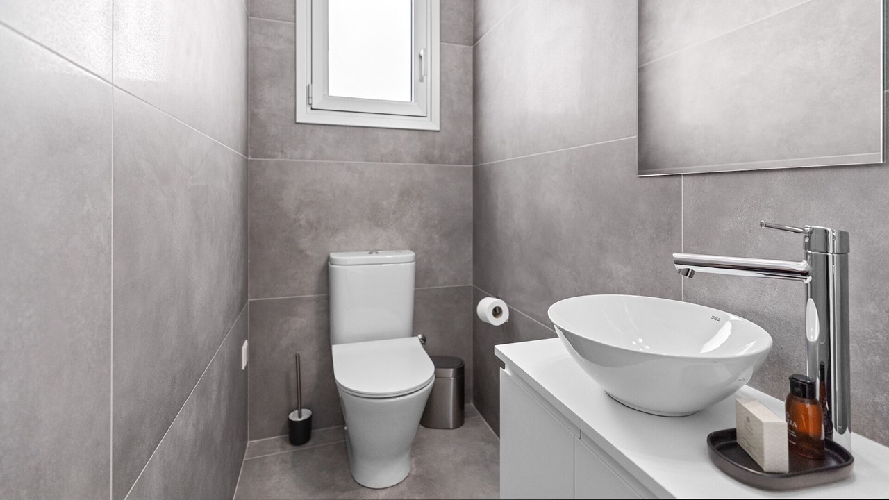 Photo of Bathroom in Kato Polemidia