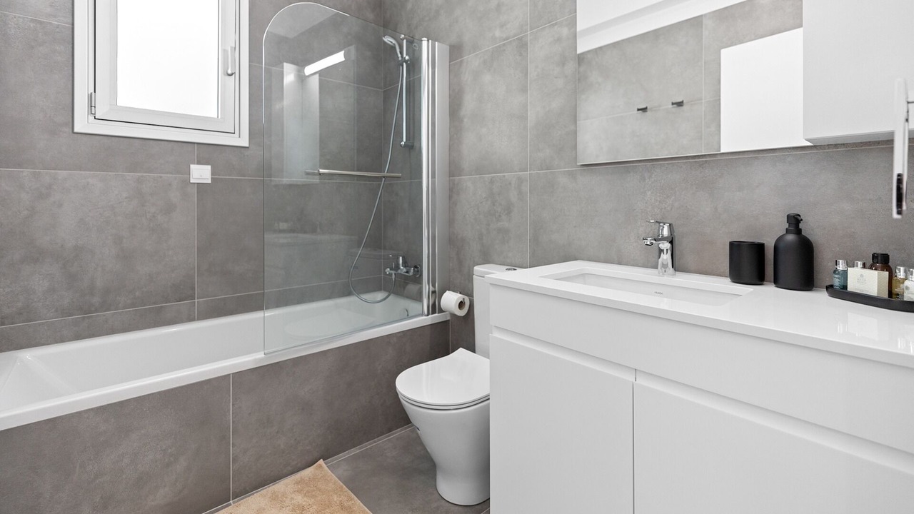 Photo of Bathroom in Kato Polemidia