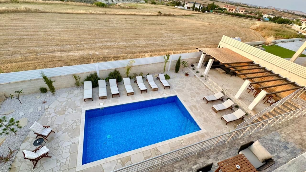 Photo of Outdoor in Aradippou