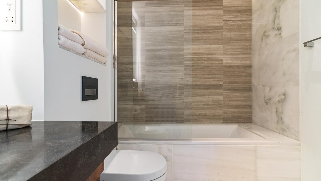 Photo of Bathroom in Neapolis