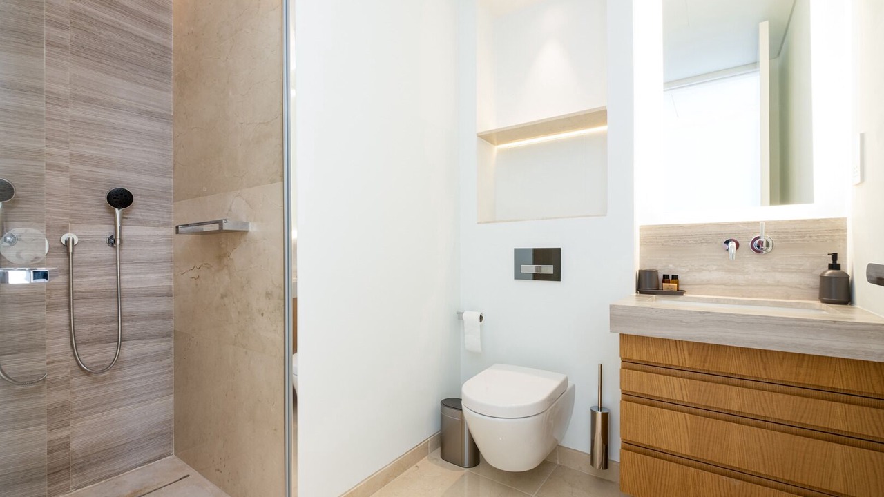 Photo of Bathroom in Neapolis