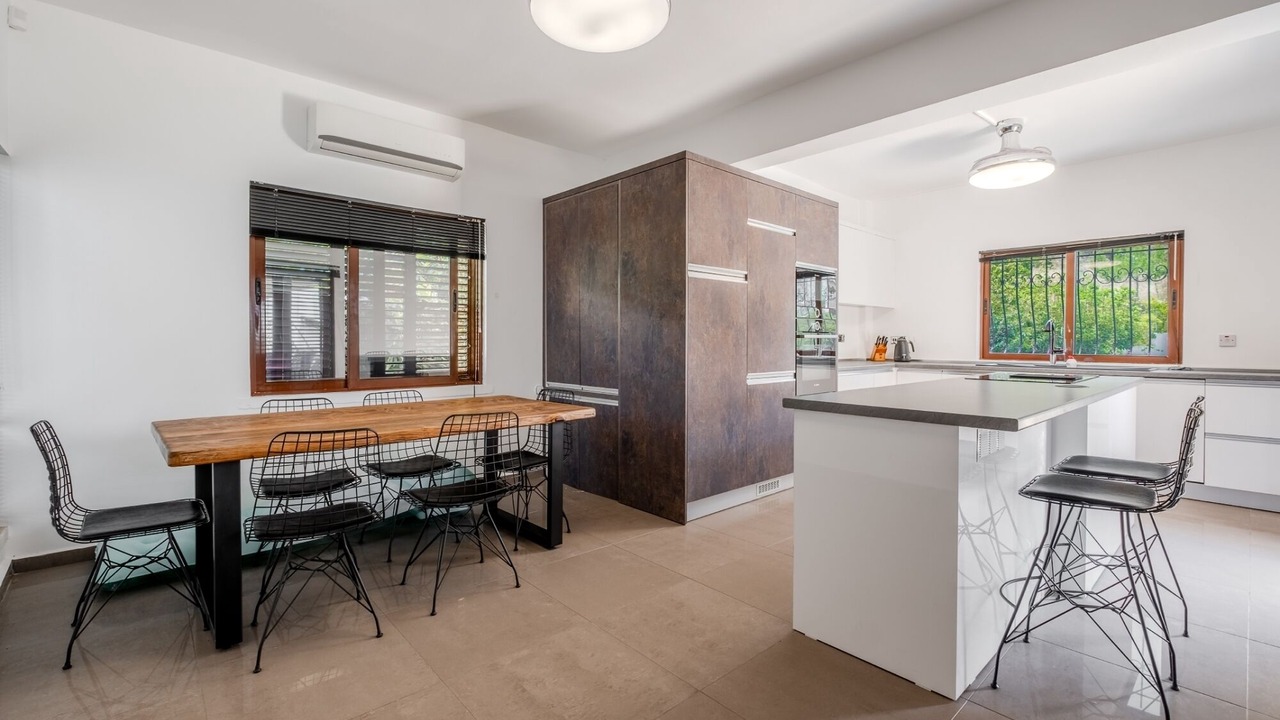 Photo of Kitchen in Kyrenia District