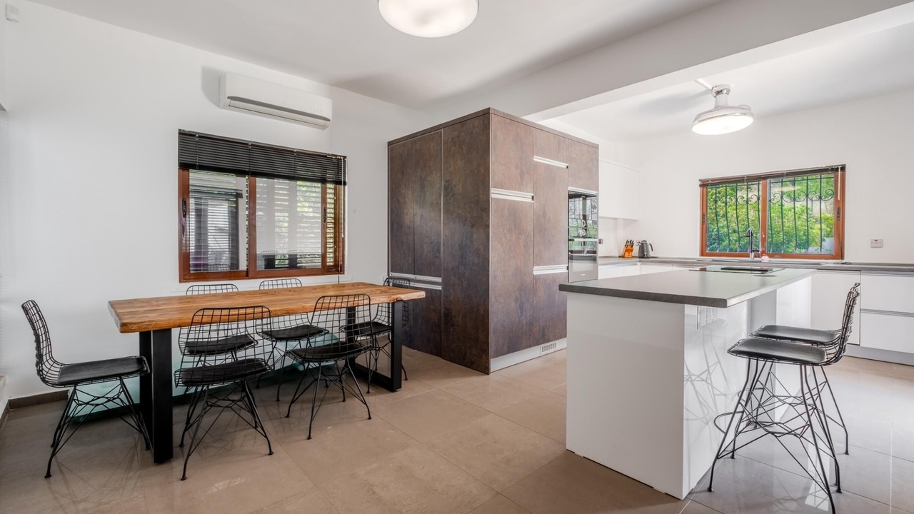 Photo of Kitchen in Kyrenia District