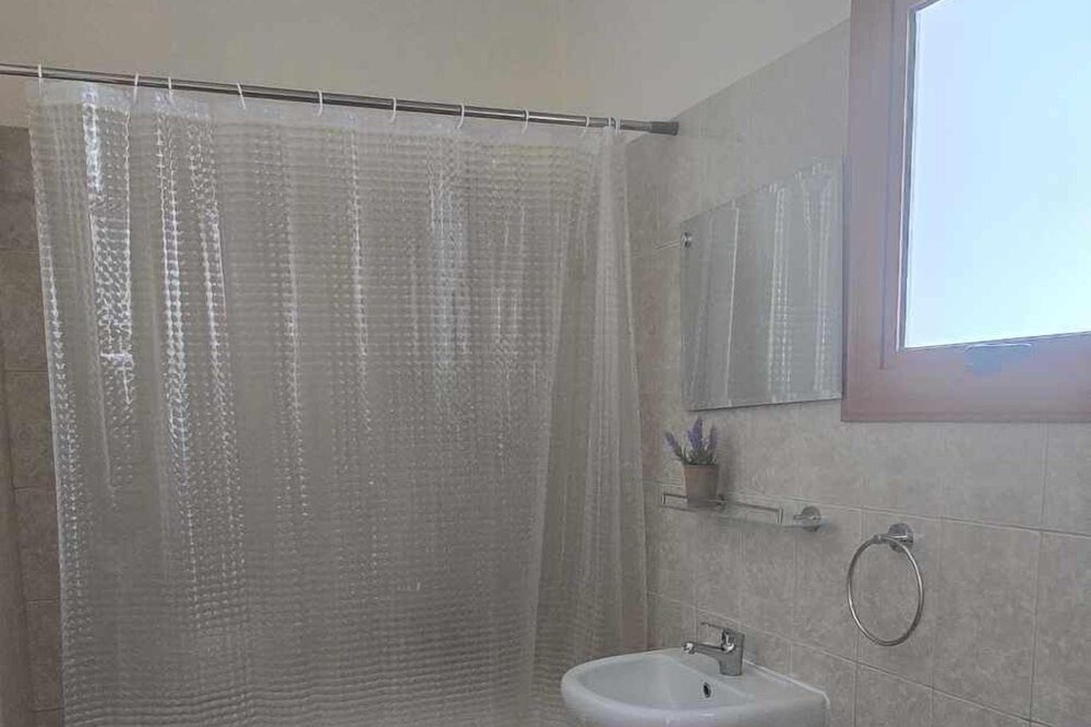 Photo of Bathroom in Kissonerga