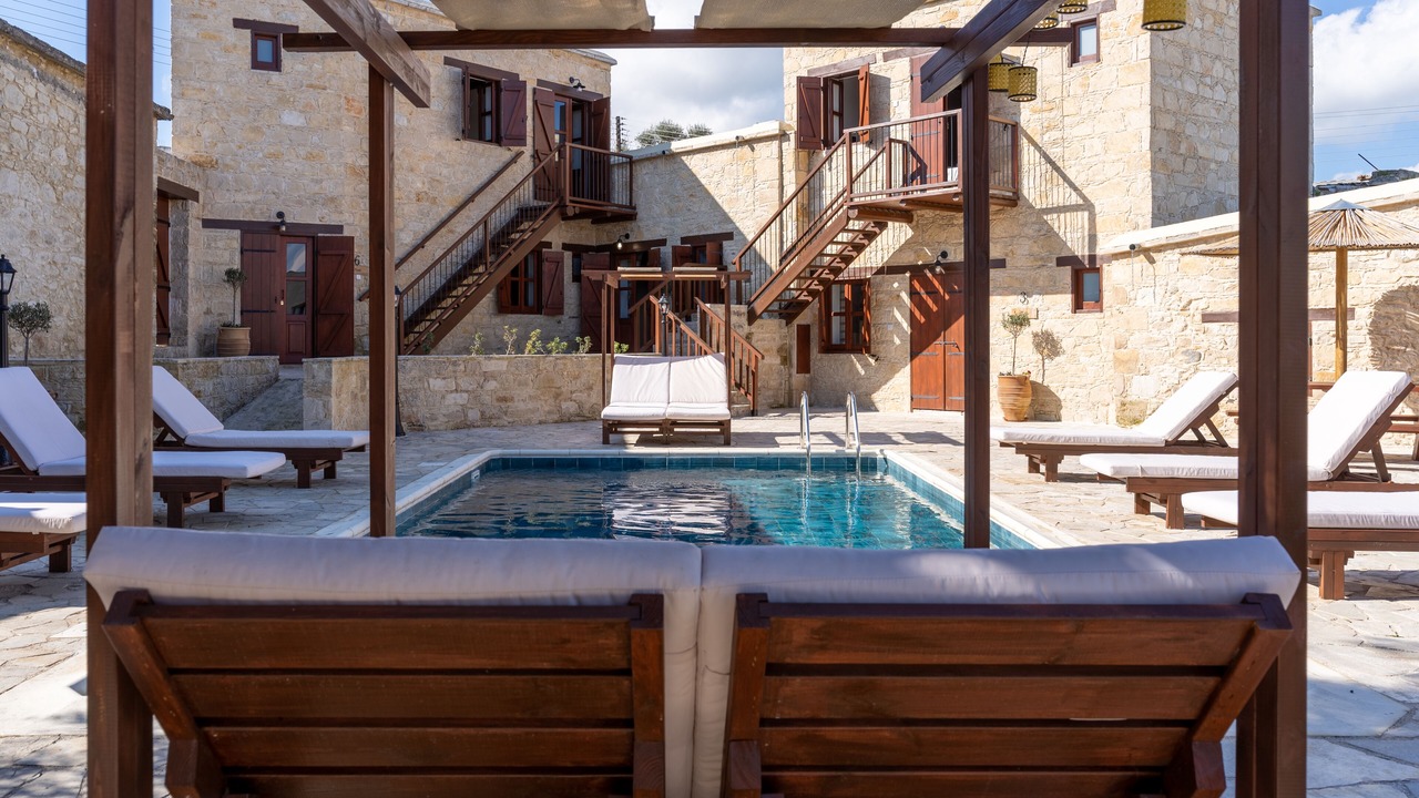 Photo of Outdoor in Giolou