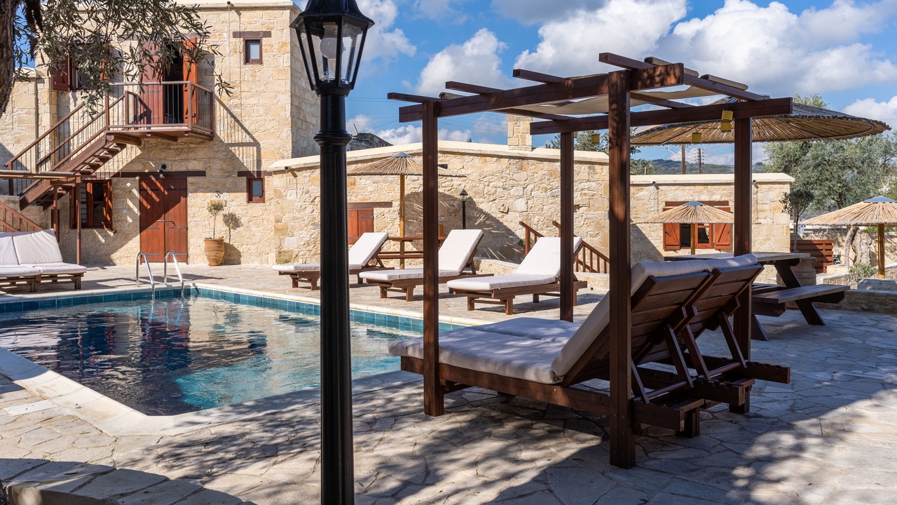 Photo of Outdoor in Giolou