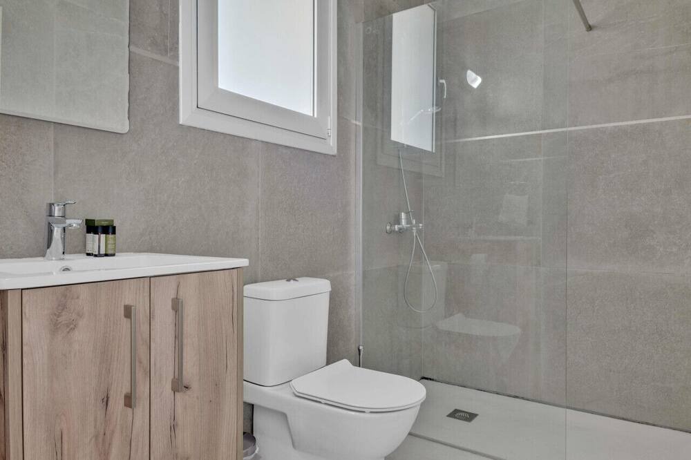 Photo of Bathroom in Strovolos