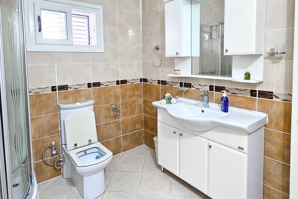 Photo of Bathroom in Karavas