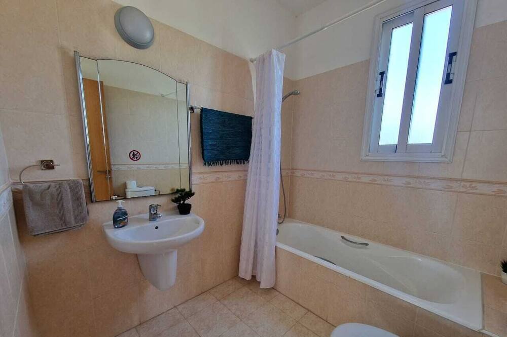 Photo of Bathroom in Mandria