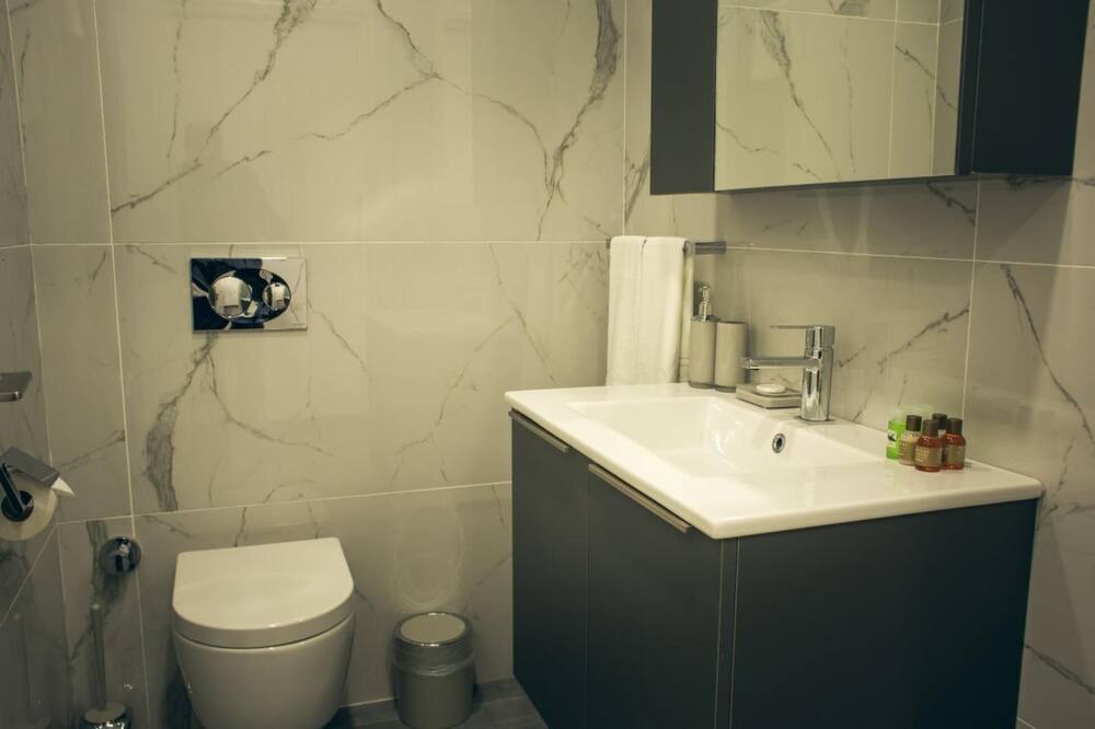 Photo of Bathroom in Trikomo