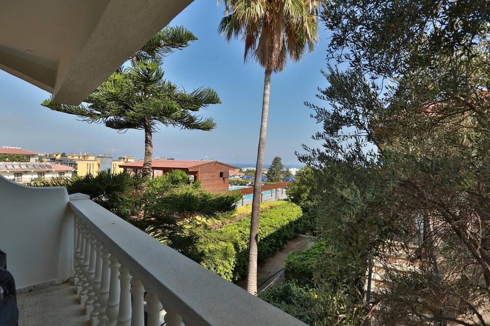 Photo of Outdoor in Karavas
