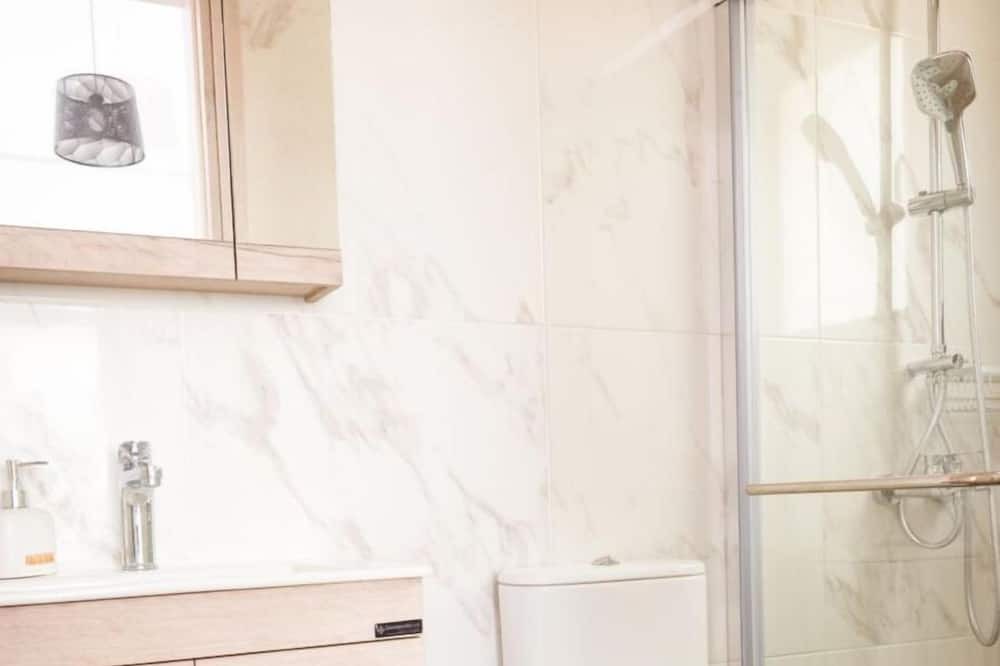 Photo of Bathroom in Meladeia