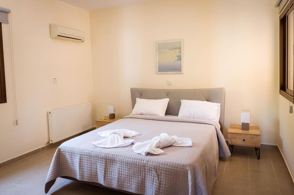 Photo of Bedroom in Meladeia