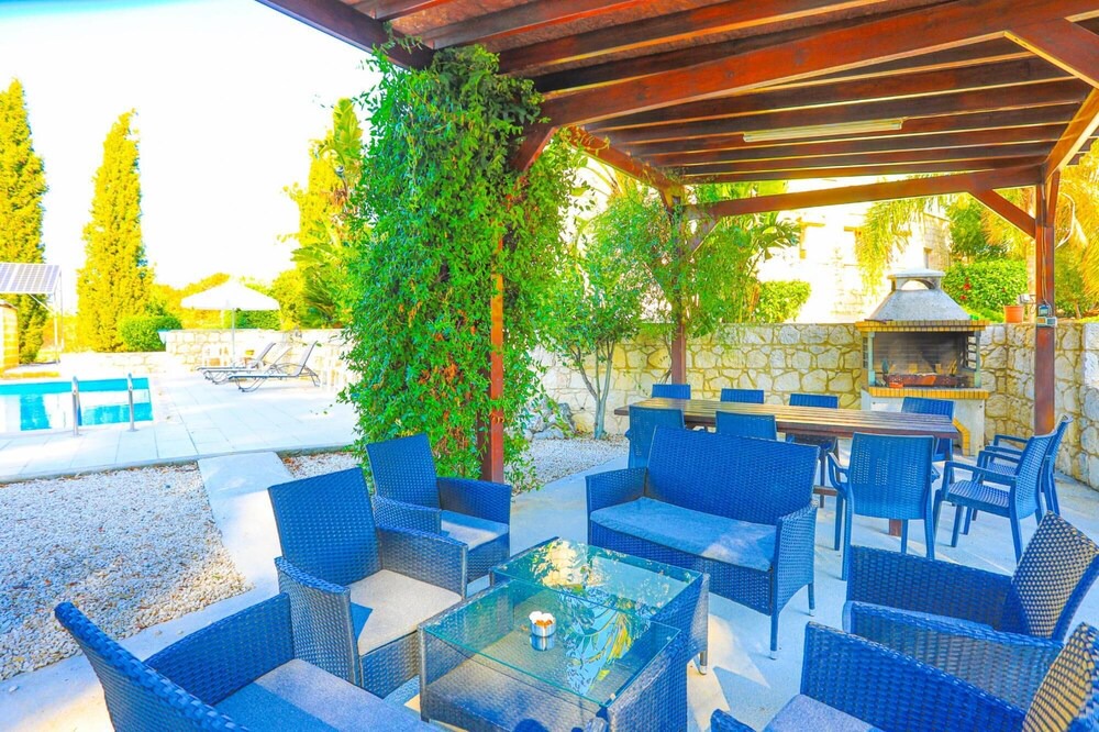 Photo of Patio Balcony in Goudi