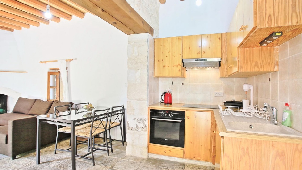 Photo of Kitchen in Droushia