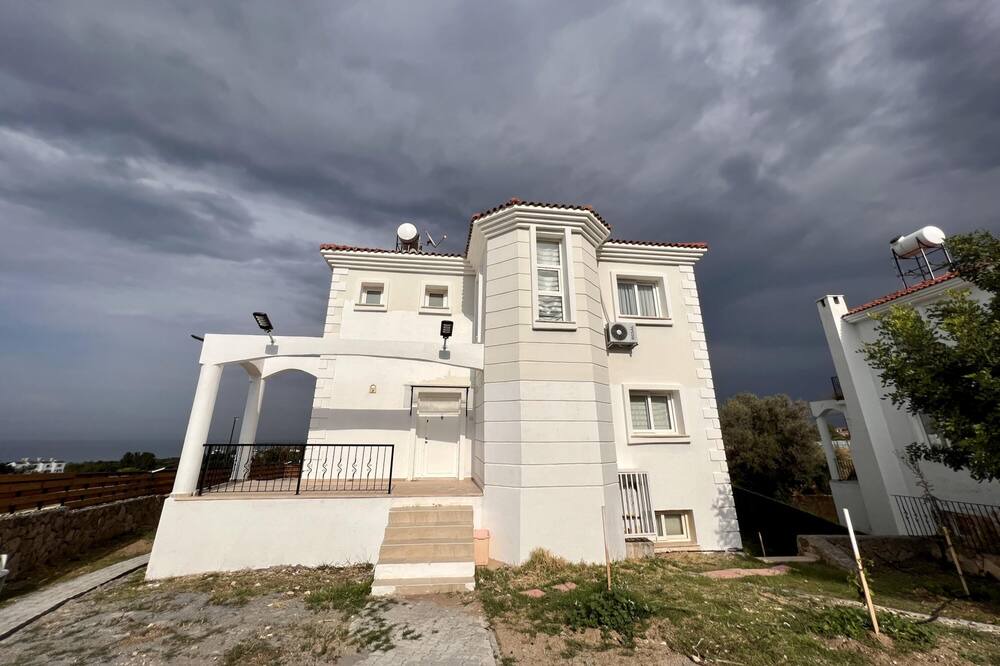 Photo of Outdoor in Mandres