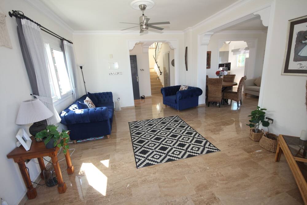 Photo of Livingroom in Karsiyaka