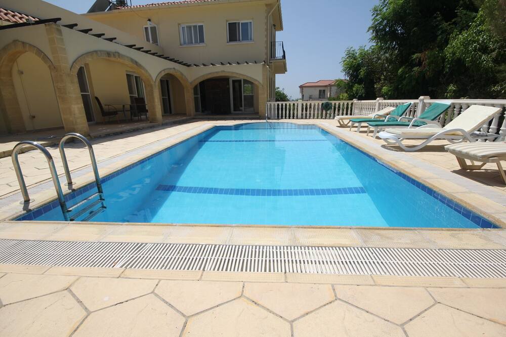 Photo of Outdoor in Karsiyaka