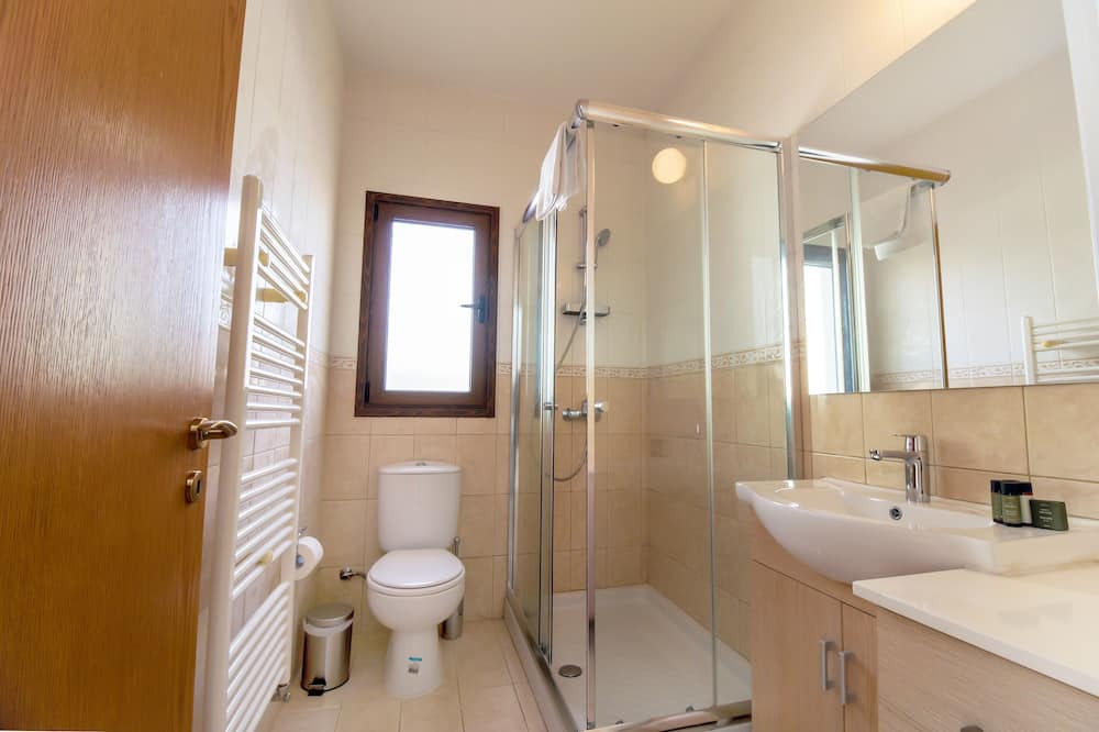 Photo of Bathroom in Tremithousa