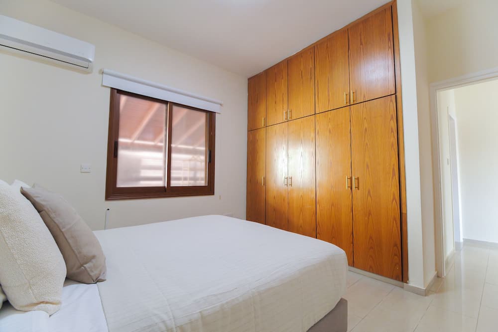 Photo of Bedroom in Tremithousa