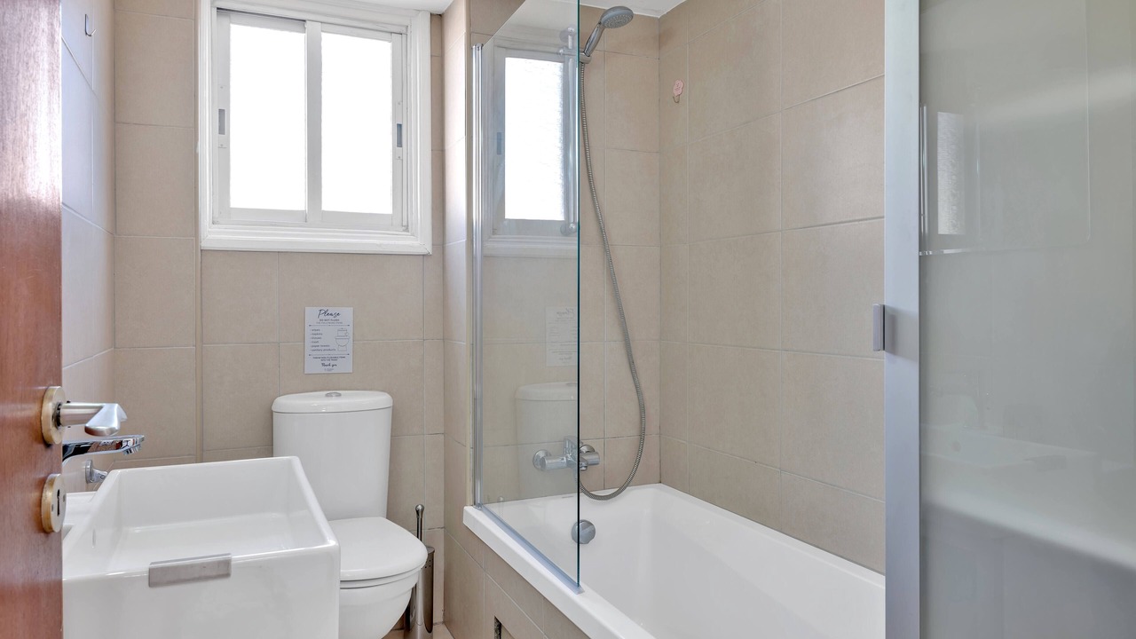 Photo of Bathroom in Lykabittos