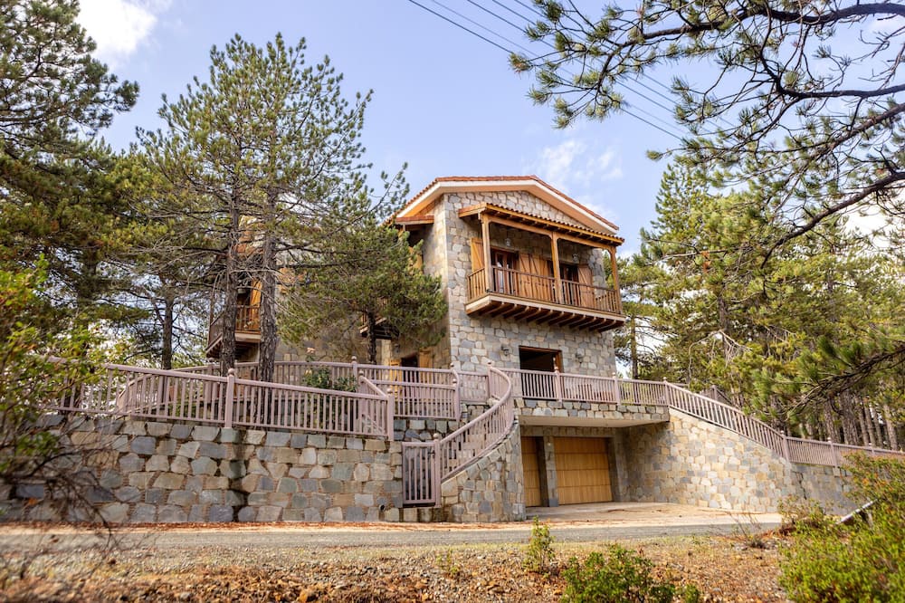 Photo of Outdoor in Pedhoulas