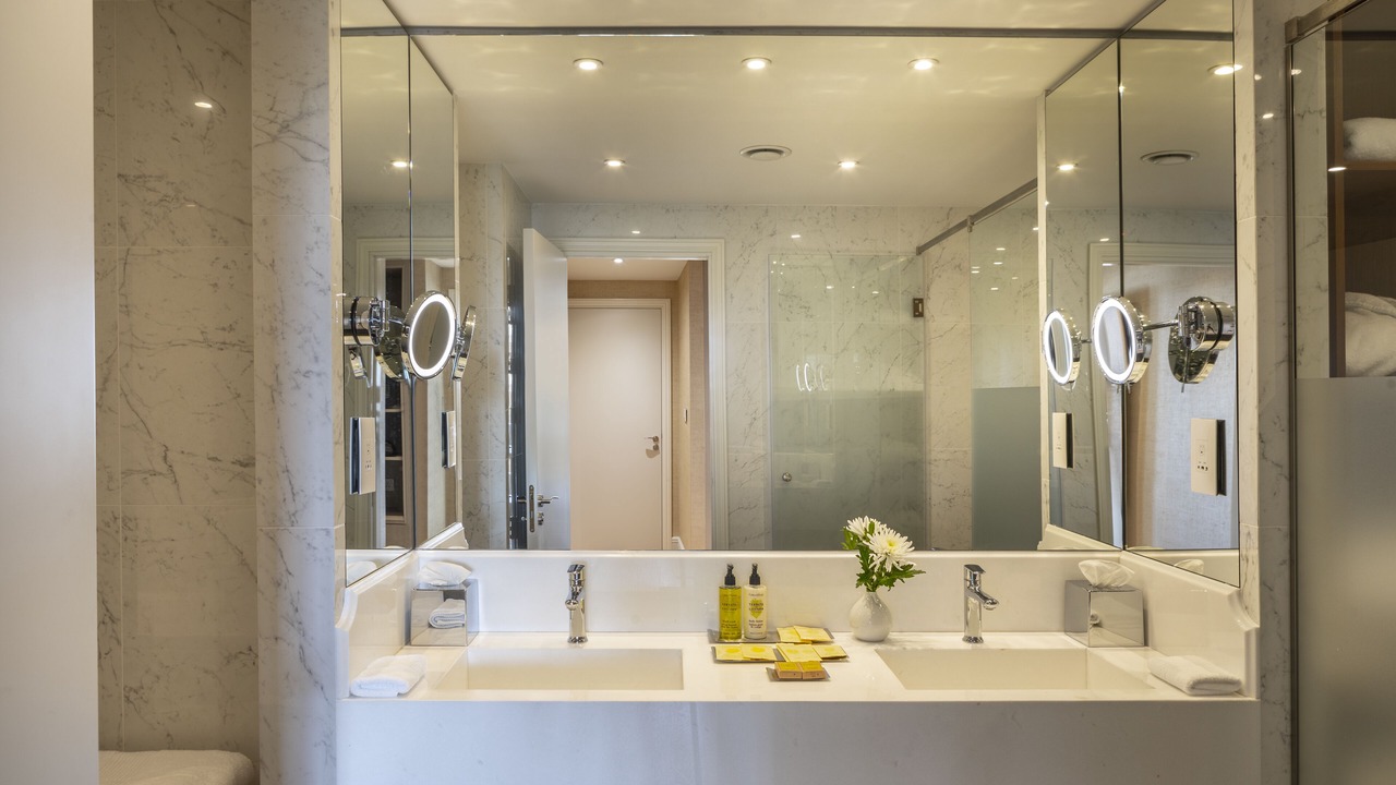 Photo of Bathroom in Egkomi