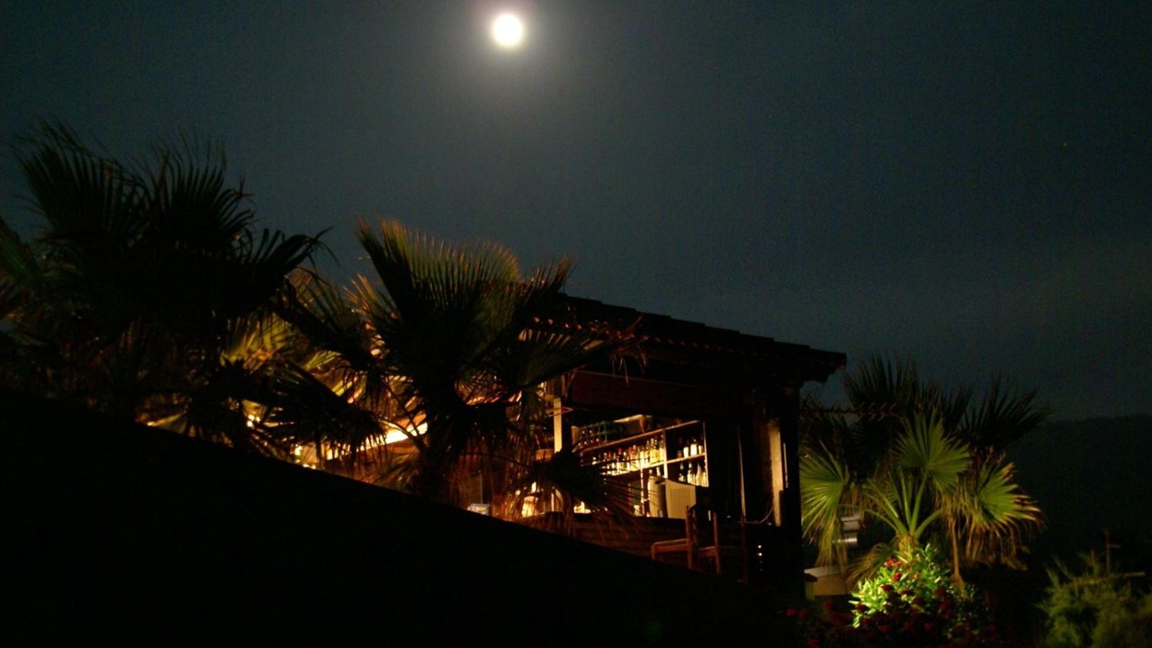 Photo of Outdoor in Pomos