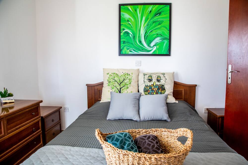 Photo of Bedroom in Emba