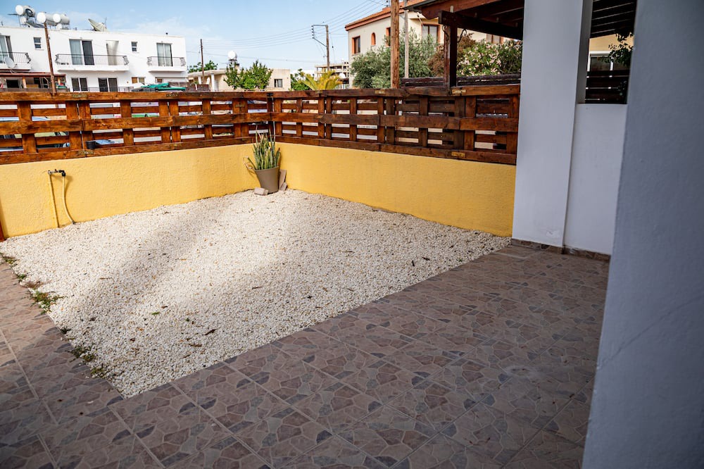 Photo of Outdoor in Emba